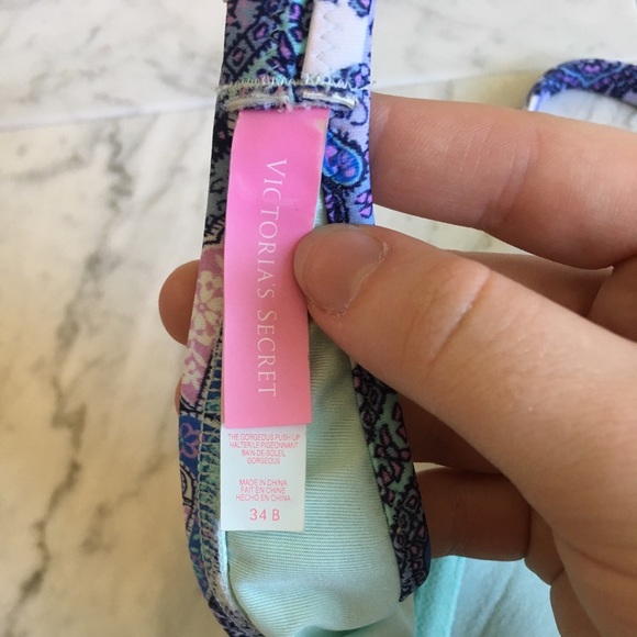 ❌SOLD❌ Victoria Secret Multi-Color Bikini Top - Picture 4 of 4